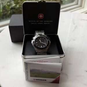 Wenger Swiss Military Alpine Diver Watch NEW NIB